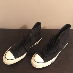 Black camo converse